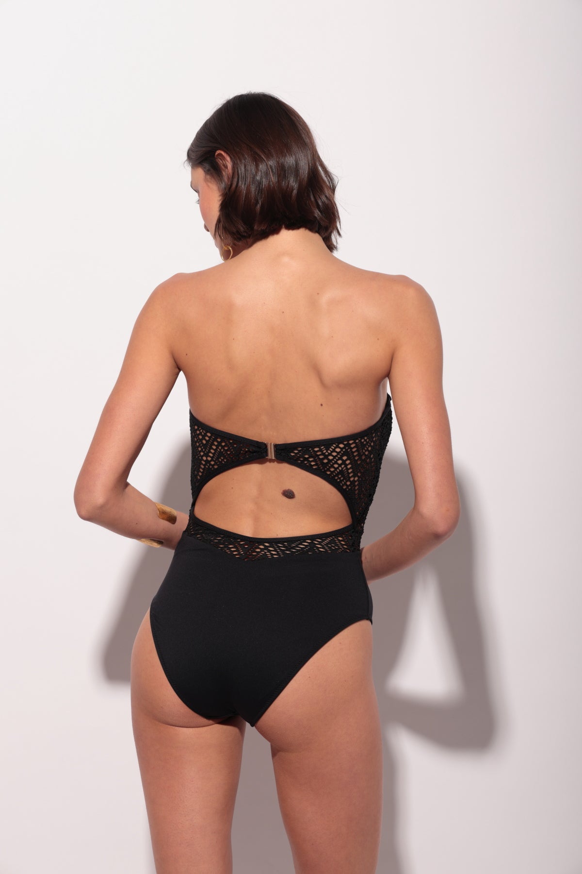 Bañador negro palabra de honor estilo lencero