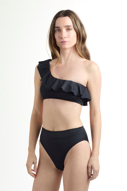 Bikini asimétrico de volante con braga alta