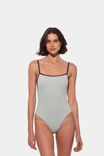 Bañador azul pastel con vivo marrón - Espalda escotada